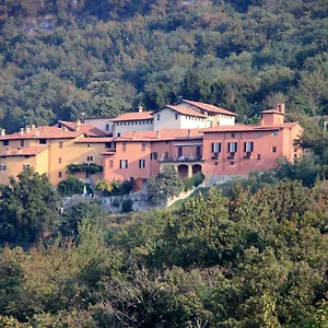  Appartement Antico Borgo Camporeso Italië