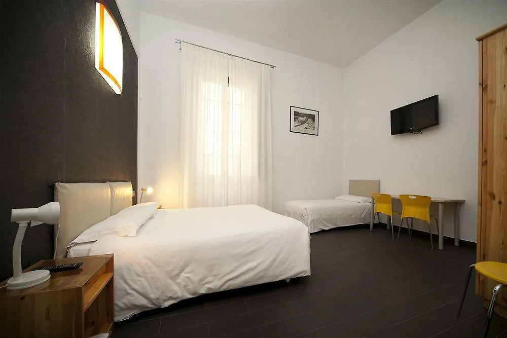 *** Bed & Breakfast B&B Residenza Le Fonticine Florence Italy